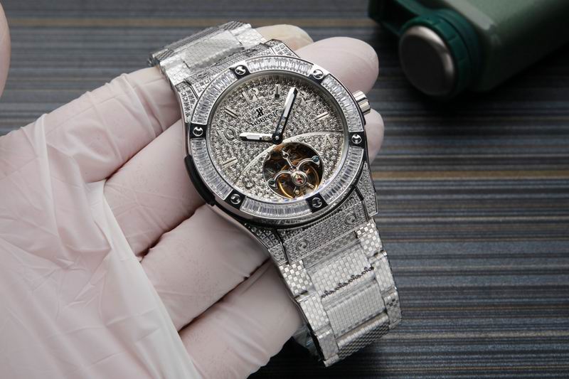 Hublot 45mm 082908